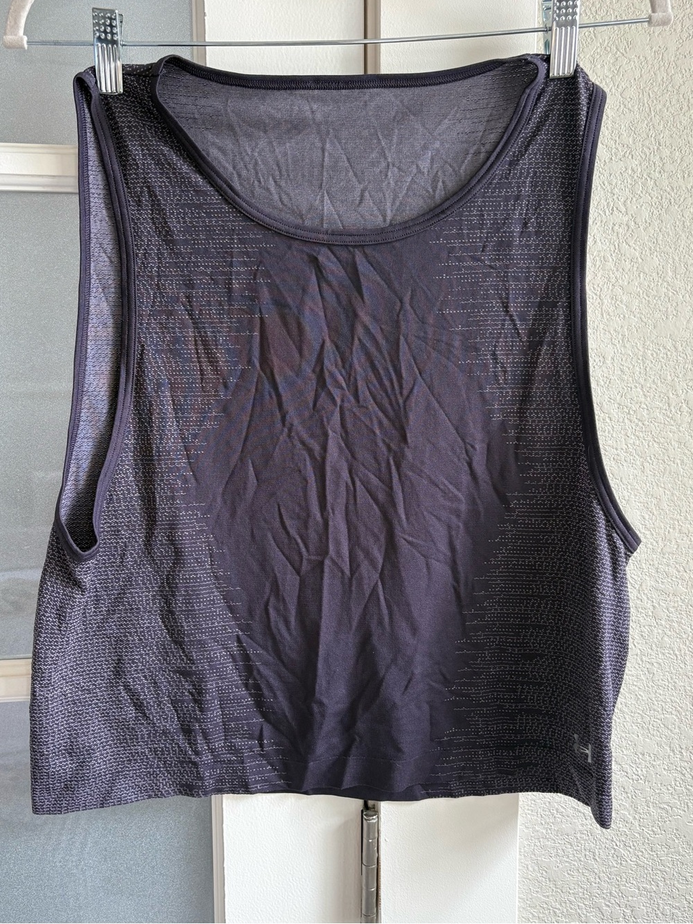 Under Armour - Set of 2 Women’s Lightweight Tank Tops - Small - Black & Purple - Picture 5 of 7